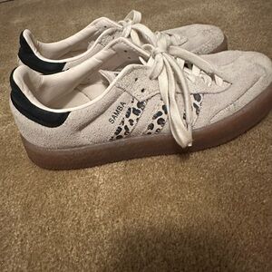 Adidas Samba Women's Sneakers - Cream and Black